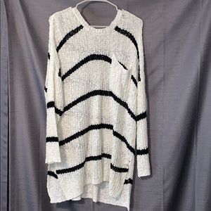 Black and white/cream stripped sweater